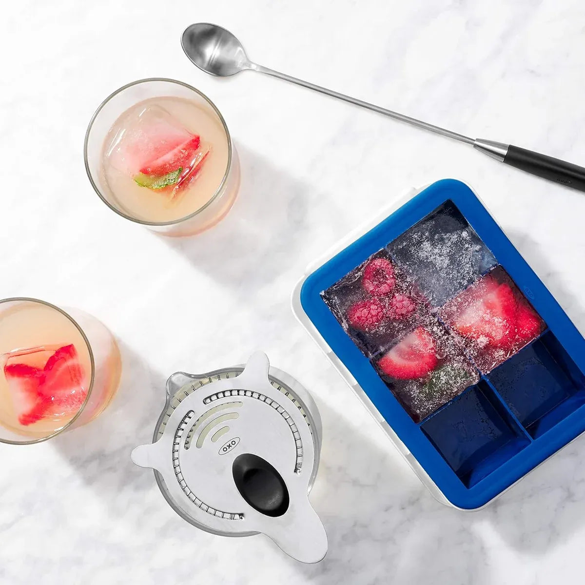 Ice Cube Tray with Lid and Storage Container Blue White