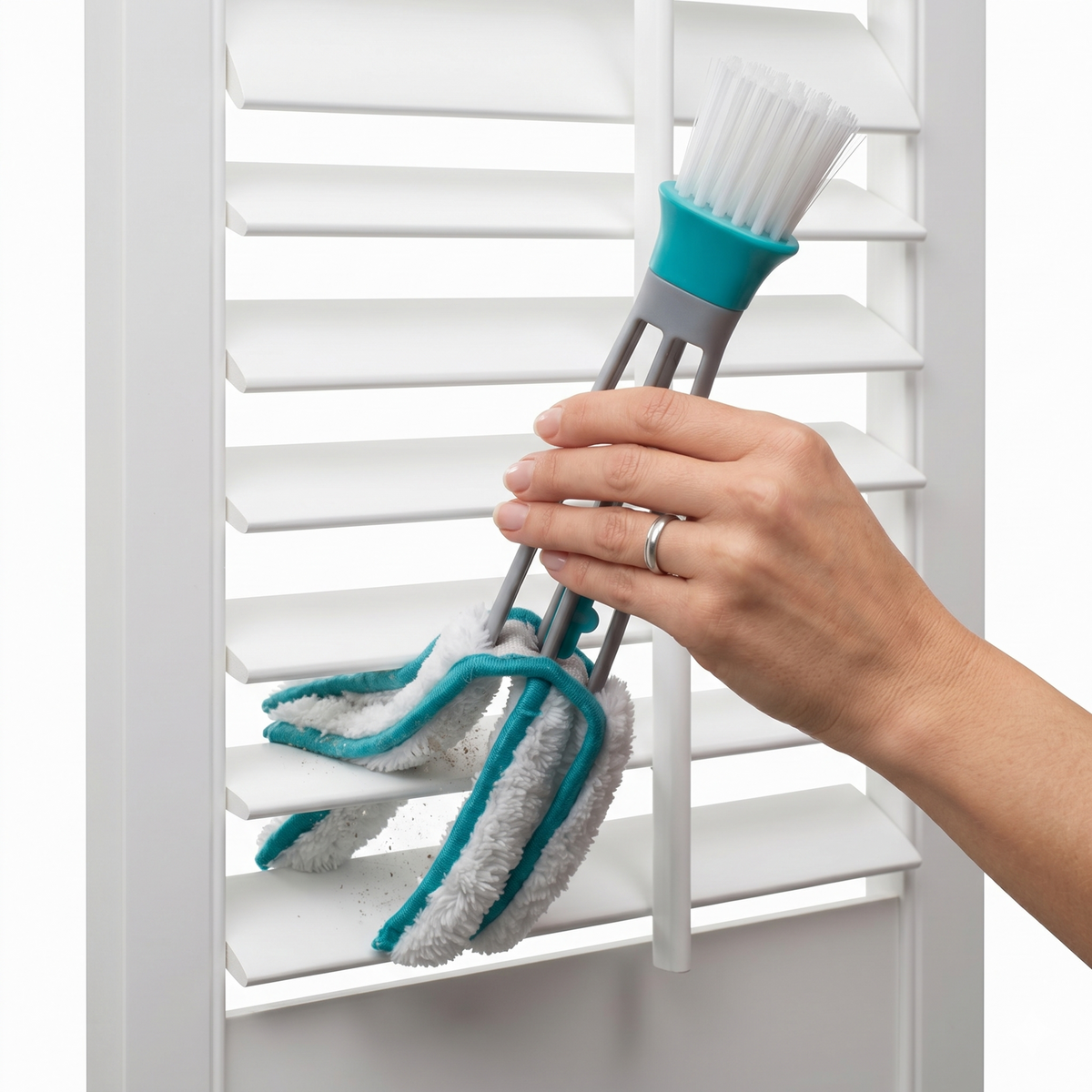 Shutter and Blind Cleaning Brush with 2 Interchangeable Heads Grey